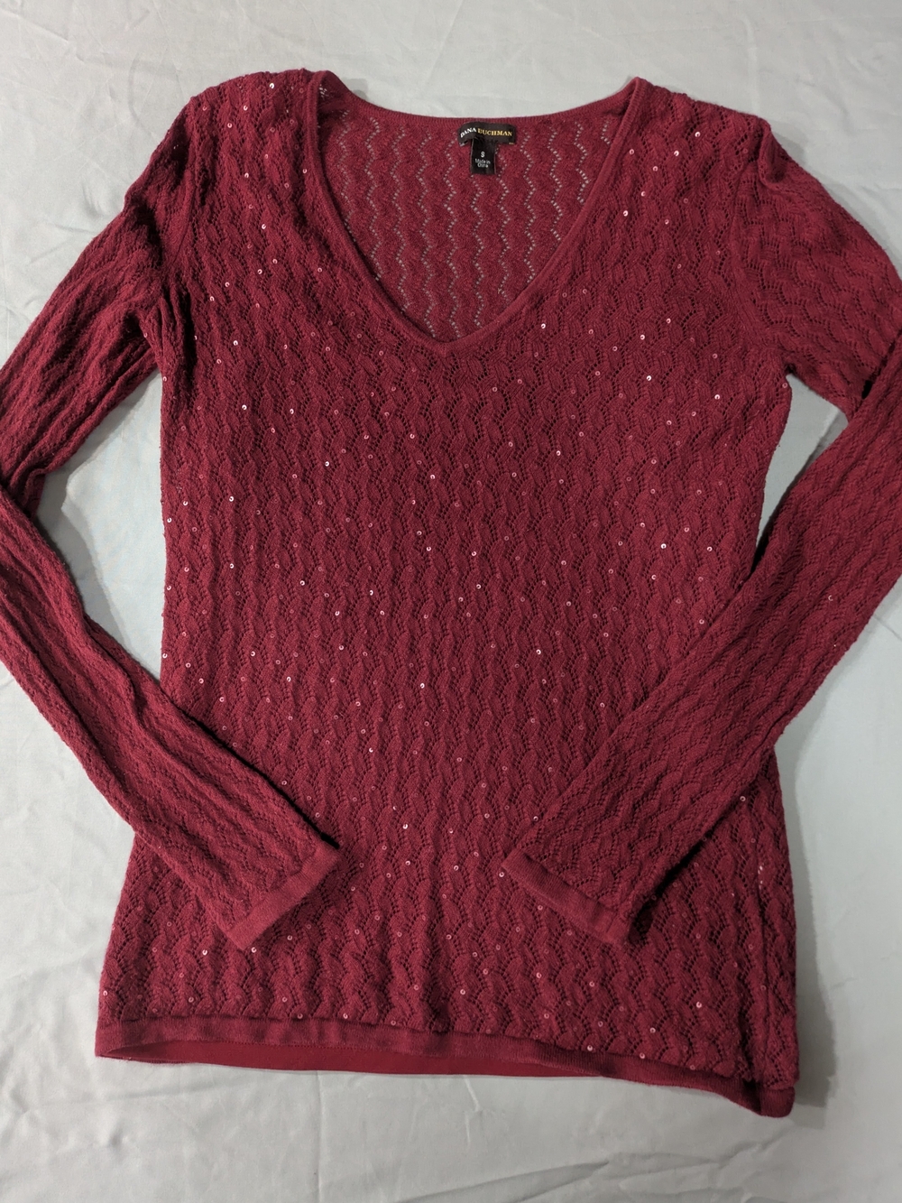 Dana Buchman Maroon V-Neck Long Sleeve Knit Top with Sequins